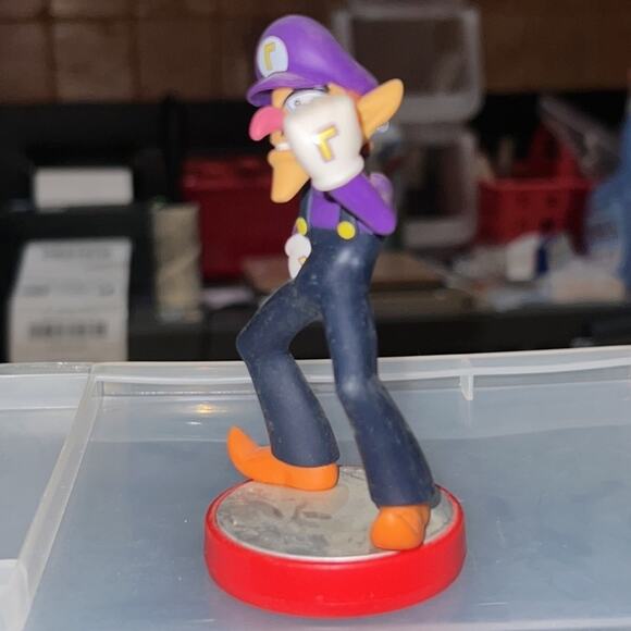 WALUIGI amiibo (SM Series) - Nintendo - Picture 7 of 9